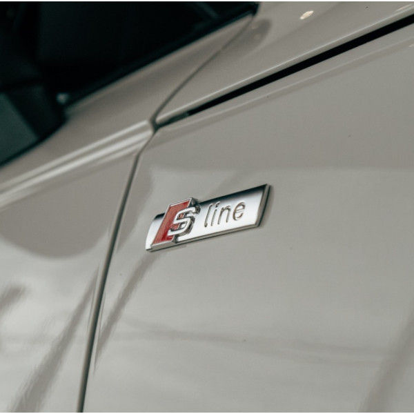 AUDI A4 Avant 2.0 20V 4P TFSI AUTOMÁTICO