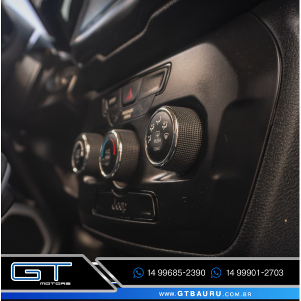 Renegade 1.8 16V 4P FLEX SPORT AUTOMÁTICO