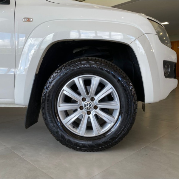 VOLKSWAGEN Amarok 2.0 16V 4X4 CABINE DUPLA HIGHLINE TURBO INTERCOOLER AUTOMÁTICO