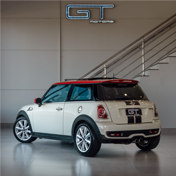 MINI Cooper 1.6 16V S TURBO AUTOMÁTICO