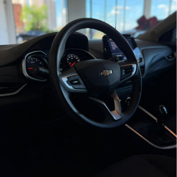 CHEVROLET Onix Hatch 1.0 4P FLEX LT