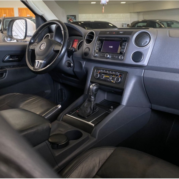 VOLKSWAGEN Amarok 2.0 16V 4X4 CABINE DUPLA HIGHLINE TURBO INTERCOOLER AUTOMÁTICO