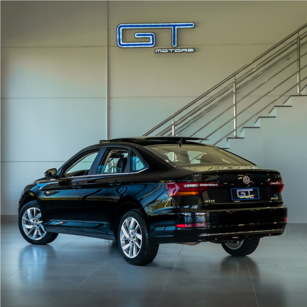 VOLKSWAGEN Jetta 1.4 4P 250 TSI TURBO CONFORTLINE AUTOMÁTICO