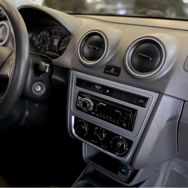 VOLKSWAGEN Saveiro 1.6 FLEX MSI ROBUST CABINE SIMPLES