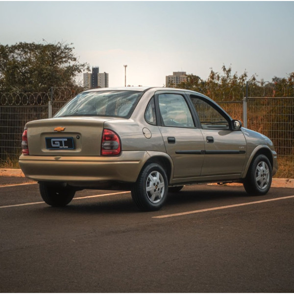 Classic Sedan 1.0 4P FLEX LIFE