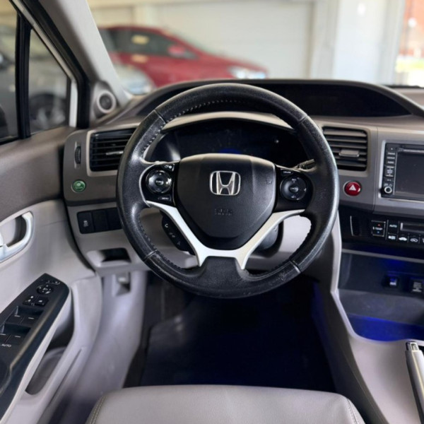 HONDA Civic 2.0 16V 4P FLEX EXR AUTOMÁTICO