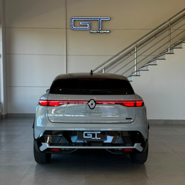 RENAULT Megane E-tech 60 Kw Elétrico Ev60