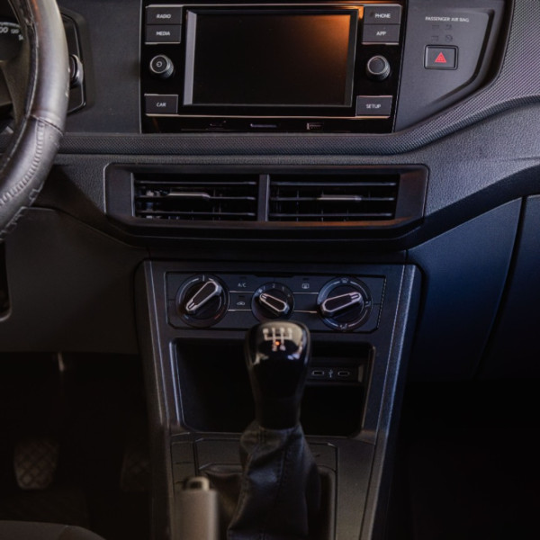 VOLKSWAGEN Polo Hatch 1.0 4P MPI