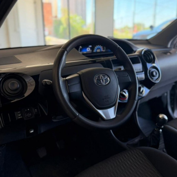 TOYOTA Etios Sedan 1.5 16V 4P FLEX X