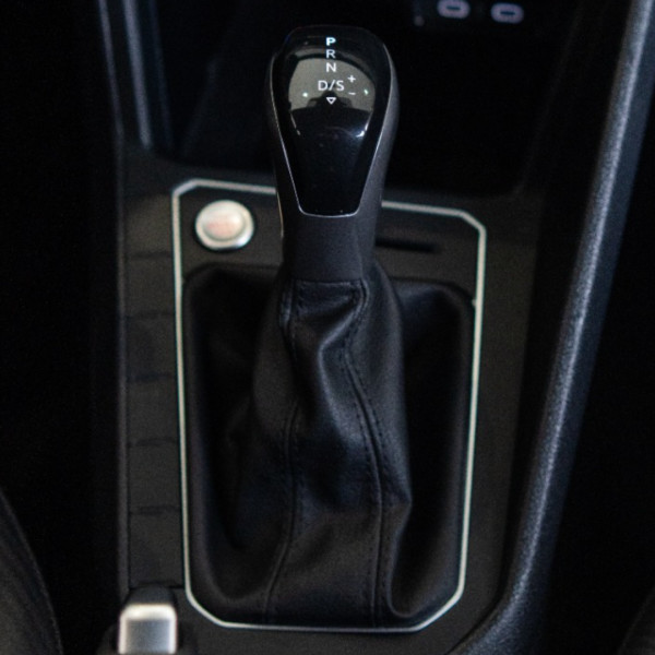 VOLKSWAGEN Nivus 1.0 4P FLEX 200 TSI HIGHLINE TURBO AUTOMÁTICO