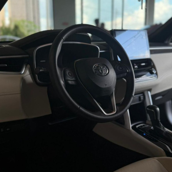 TOYOTA Corolla Cross 1.8 16V 4P FLEX VVT-I HYBRID XRX AUTOMÁTICO CVT