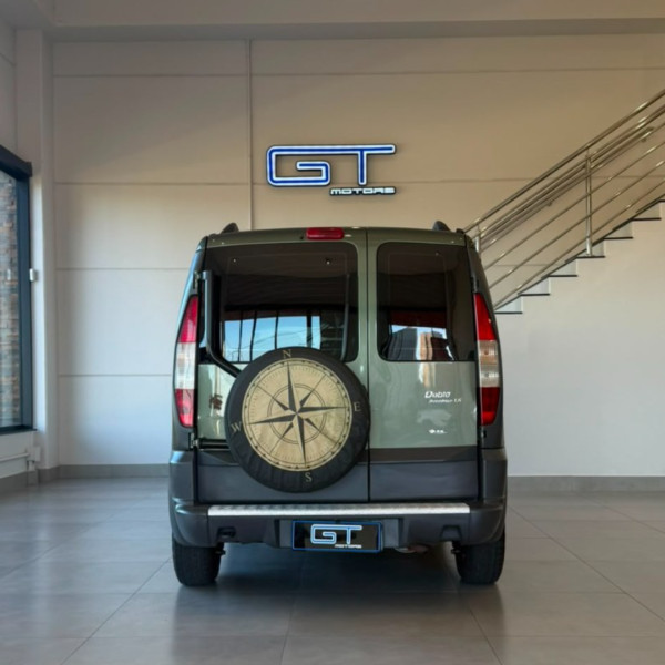 FIAT Doblo 1.8 16V 4P FLEX ADVENTURE 6 LUGARES