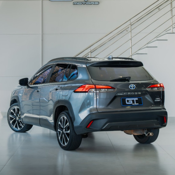 TOYOTA Corolla Cross 1.8 16V 4P FLEX VVT-I HYBRID XRX AUTOMÁTICO CVT