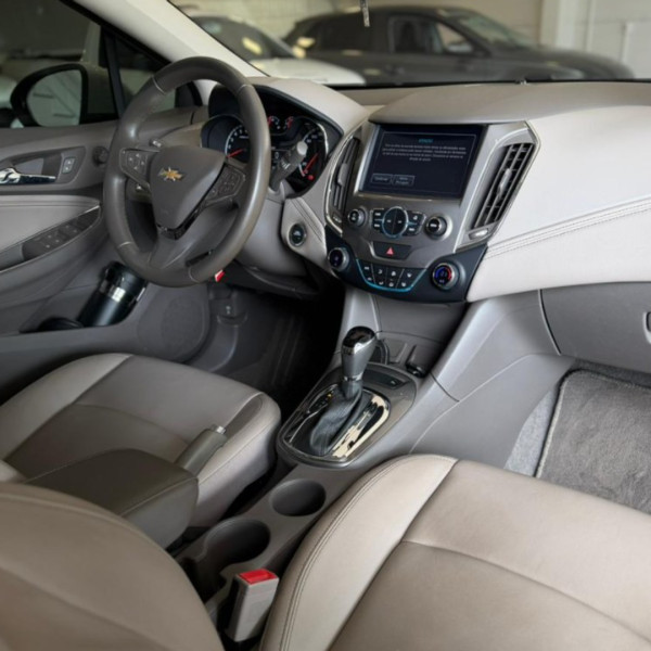 CHEVROLET Cruze Hatch 1.4 16V 4P LTZ SPORT6 TURBO FLEX AUTOMÁTICO