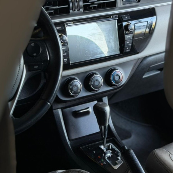 TOYOTA Corolla 1.8 16V 4P GLI AUTOMÁTICO