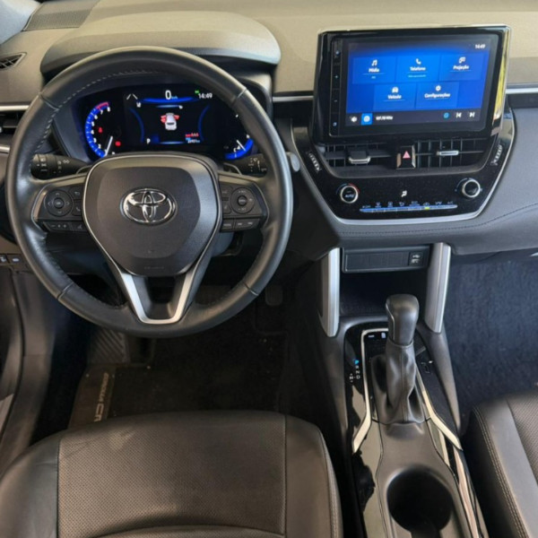 TOYOTA Corolla Cross 2.0 16V 4P FLEX VVT-IE XRE DIRECT SHIFT AUTOMÁTICO CVT