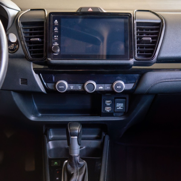 HONDA City Sedan 1.5 16V 4P FLEX TOURING AUTOMÁTICO CVT