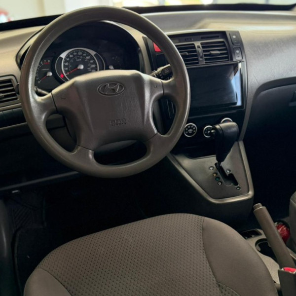 HYUNDAI Tucson 2.0 16V 4P GL AUTOMÁTICO