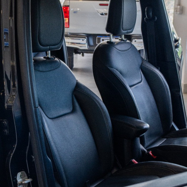 JEEP Renegade 1.8 16V 4P FLEX LONGITUDE AUTOMÁTICO