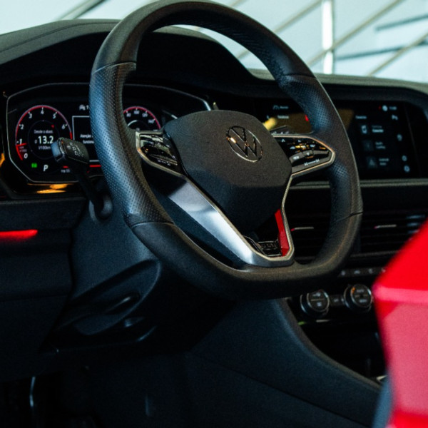 VOLKSWAGEN Jetta 2.0 4P 350 TSI GLI AUTOMÁTICO DSG