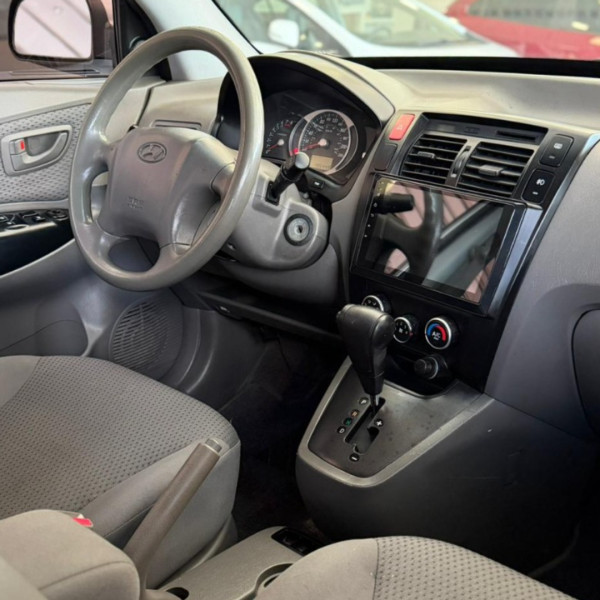 HYUNDAI Tucson 2.0 16V 4P GL AUTOMÁTICO