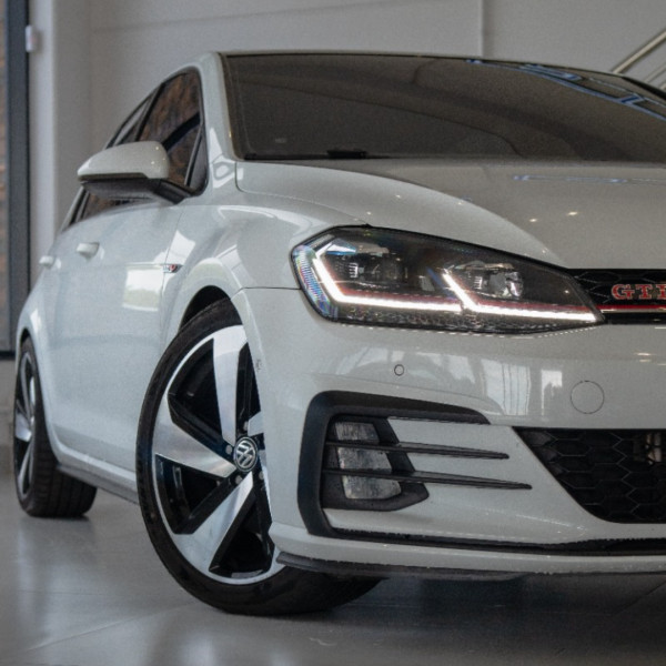 VOLKSWAGEN Golf 2.0 4P GTI TURBO AUTOMÁTICO