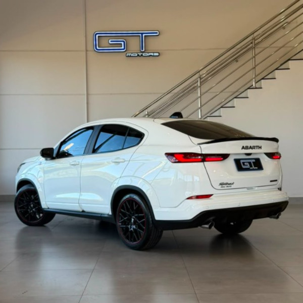 FIAT Fastback 1.3 16V 4P FLEX ABARTH TURBO 270 AUTOMÁTICO