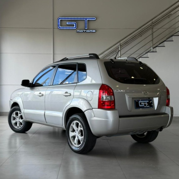 HYUNDAI Tucson 2.0 16V 4P GL AUTOMÁTICO