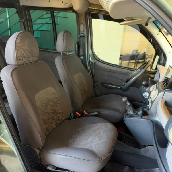 FIAT Doblo 1.8 16V 4P FLEX ADVENTURE 6 LUGARES