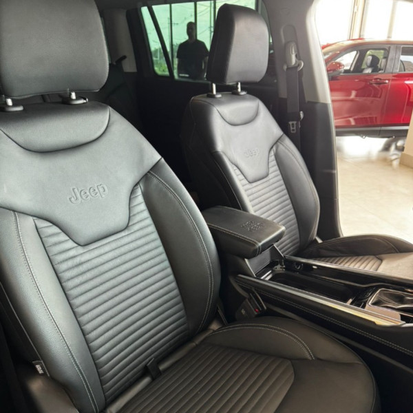 JEEP Commander 1.3 16V 4P FLEX T270 LONGITUDE TURBO AUTOMÁTICO AT6