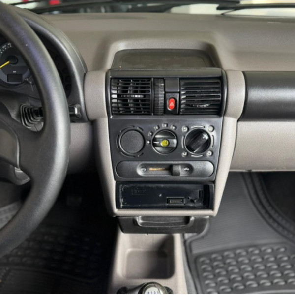 CHEVROLET Classic Sedan 1.0 4P FLEX LIFE