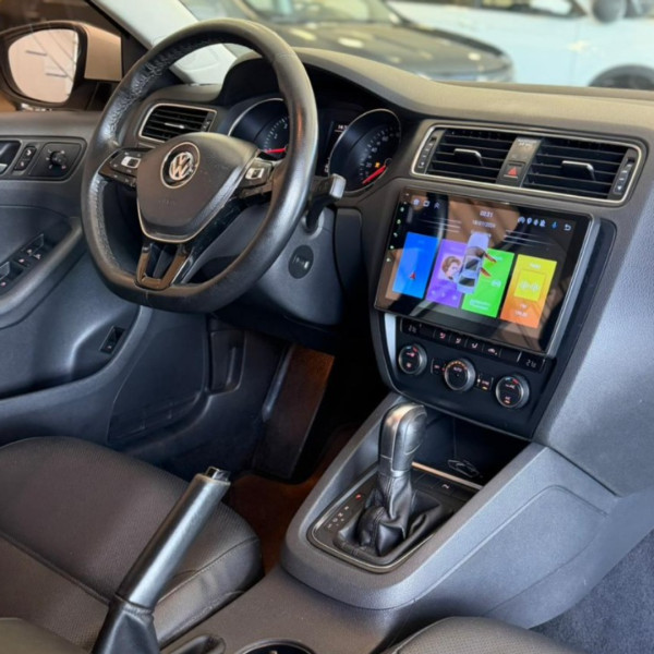 VOLKSWAGEN Jetta 1.4 16V 4P TSI COMFORTLINE AUTOMÁTICO