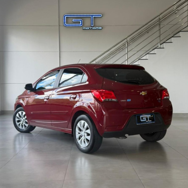 CHEVROLET Onix Hatch 1.4 4P FLEX LT