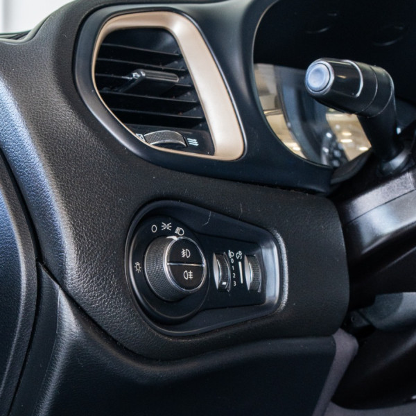 JEEP Renegade 1.8 16V 4P FLEX LONGITUDE AUTOMÁTICO