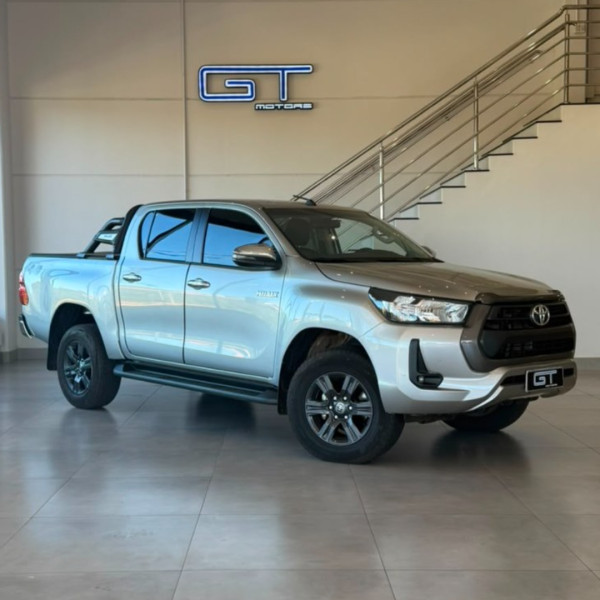 Hilux Caminhonete 2.8 16V 4P SR 4X4 DIESEL CABINE DUPLA AUTOMÁTICO