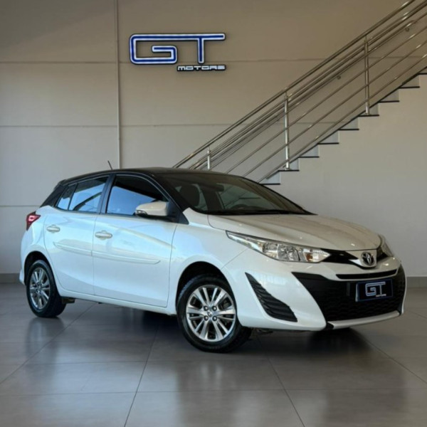 Yaris Hatch 1.5 16V 4P FLEX XL PLUS CONNECT MULTIDRIVE AUTOMÁTICO CVT
