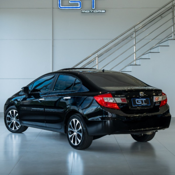 HONDA Civic 2.0 16V 4P FLEX EXR AUTOMÁTICO