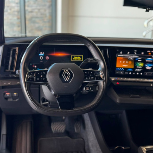 RENAULT Megane E-tech 60 Kw Elétrico Ev60