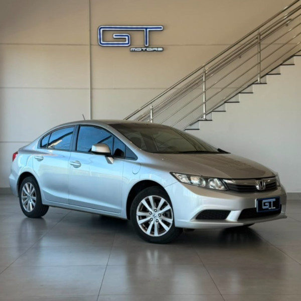 Civic 1.8 16V 4P LXS AUTOMÁTICO