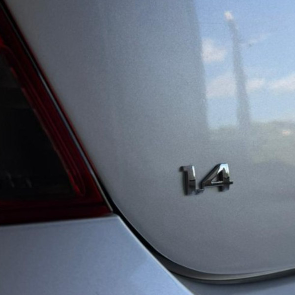 CHEVROLET Onix Hatch 1.4 4P FLEX LT