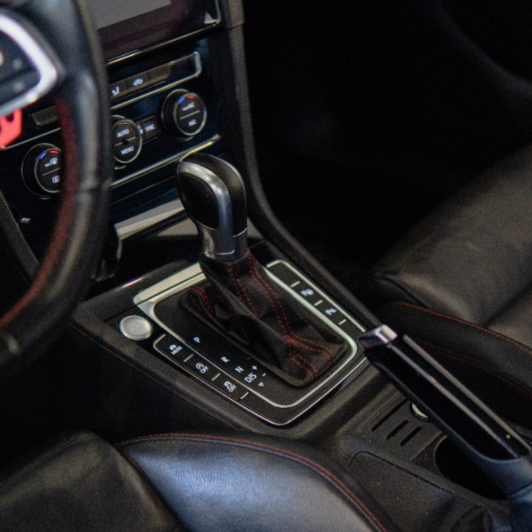 VOLKSWAGEN Golf 2.0 4P GTI TURBO AUTOMÁTICO