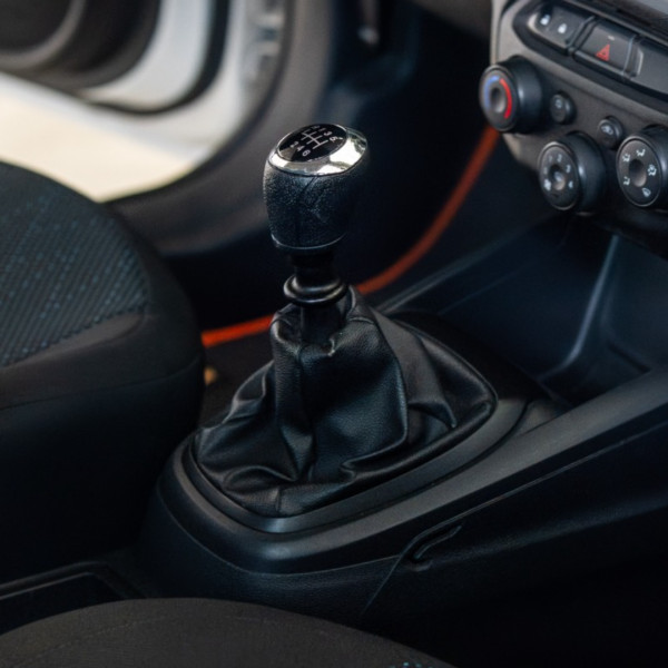 CHEVROLET Onix Hatch 1.0 4P FLEX JOY