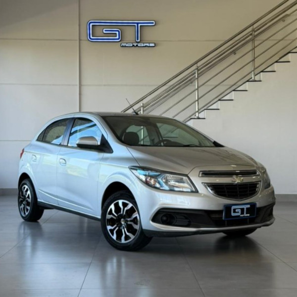 Onix Hatch 1.4 4P FLEX LT