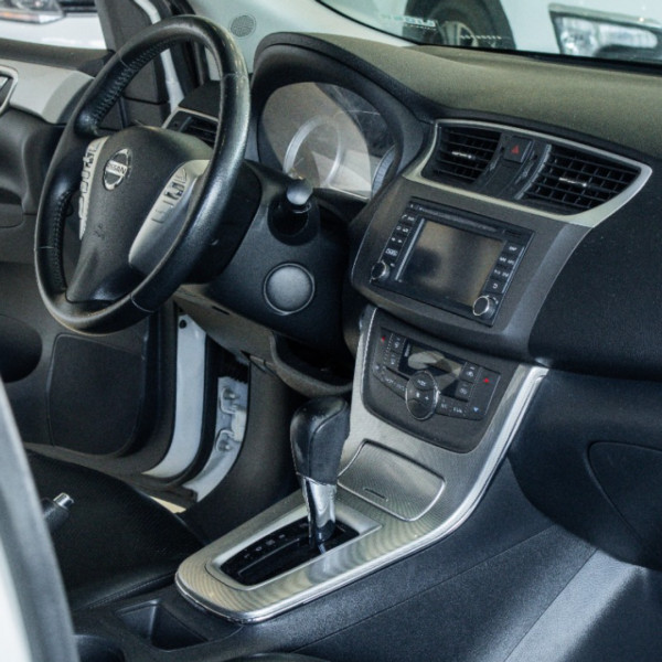 NISSAN Sentra 2.0 16V 4P SL AUTOMÁTICO CVT