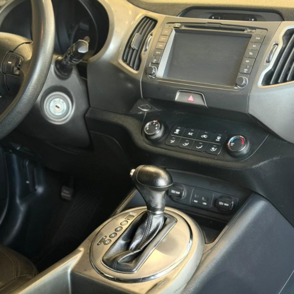 KIA Sportage 2.0 16V 4P LX AUTOMÁTICO