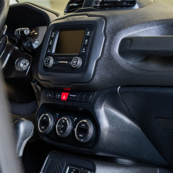 JEEP Renegade 1.8 16V 4P FLEX LONGITUDE AUTOMÁTICO