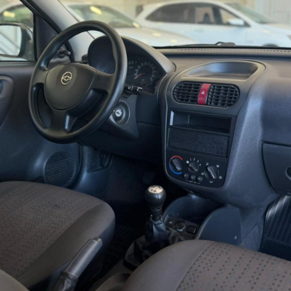 CHEVROLET Corsa Hatch 1.4 4P MAXX FLEX