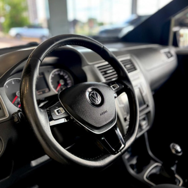 VOLKSWAGEN Fox 1.6 4P EXTREME FLEX