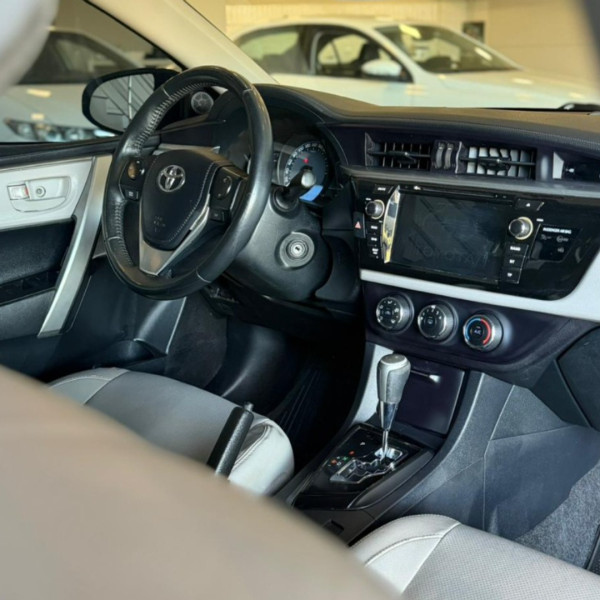 TOYOTA Corolla 1.8 16V 4P GLI AUTOMÁTICO