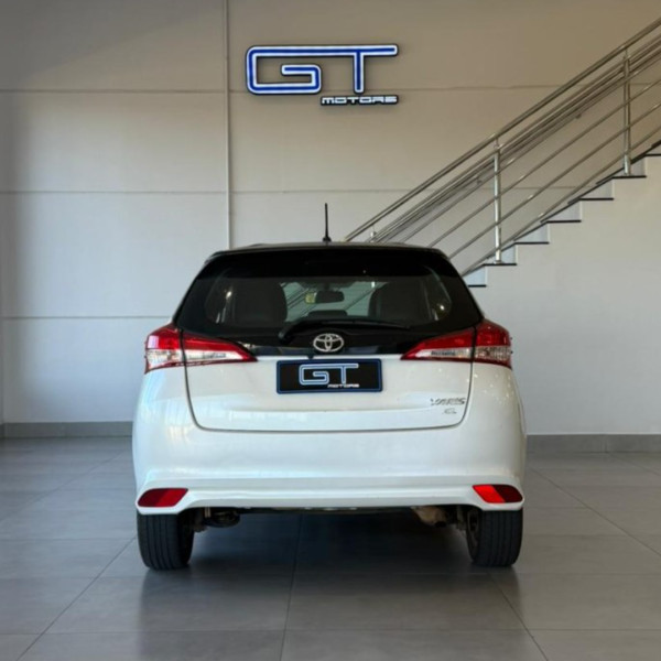 TOYOTA Yaris Hatch 1.5 16V 4P FLEX XL PLUS CONNECT MULTIDRIVE AUTOMÁTICO CVT